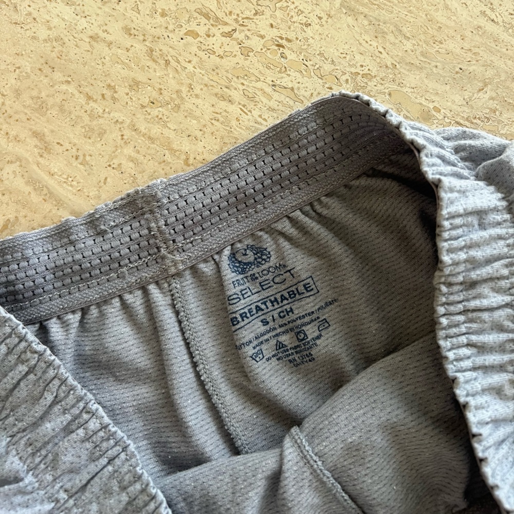 Basic Shorts - Picture 3 of 4